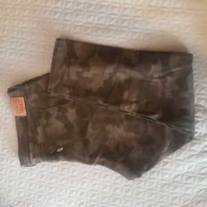 Levi's camouflage jeans